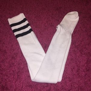 American Apparel Thigh High Socks 💁🏻